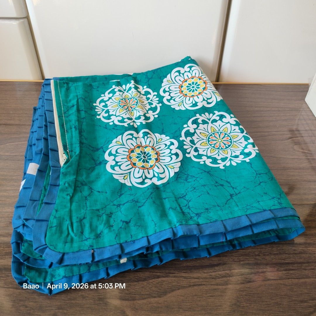 Floral Print Throw pillow case (Category: Table Linen & Textiles) located in Baao. Submitted by all.things.japan (Listing ID 1432291862, Image 2). Description: 5 PC. LARGE THROW PILLOW CASE 55 x 59 cm UNUSED, without Box Vibrant green color Ruffled edgeS Mine: P380.00 Add Sf MOP: GCash/ Landbank/Maya We SHIP NATIONWIDE..