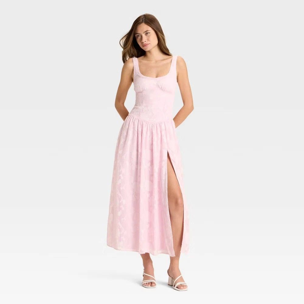 [FOR RENT] Wild Fable Pink Jacquard Tulle Maxi Wedding Guest Summer Dress (Category: Dresses) located in Las Pinas. Submitted by chelhq (Listing ID 1432309905, Image 3). Description: Size: Medium on tag (fits M-semi L frames) Floor-length for a 5' height (need to wear heels) Location: Las Piñas Courier: J&T, LBC, Lalamove/Grab/MoveIt Mode of Payment: GCash, BPI, GoTyme Shipping c/o Buyer.