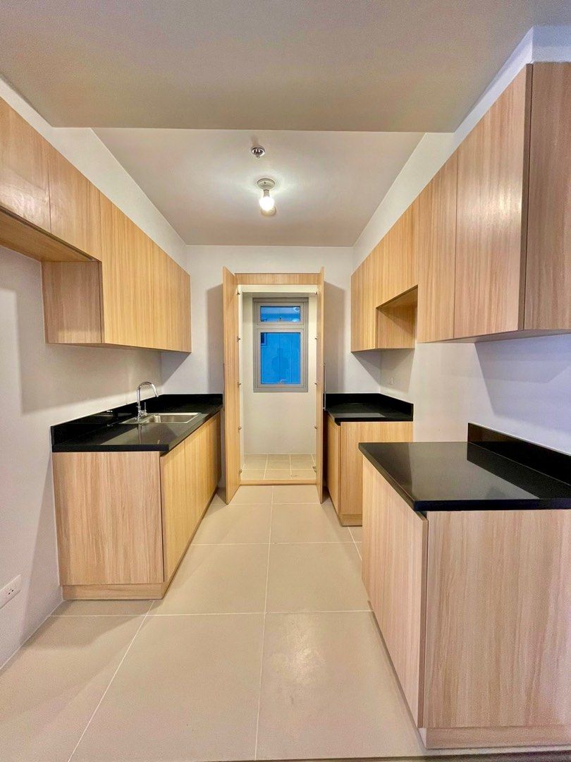 FOR SALE - 1BR IN PARK TRIANGLE BGC (Category: Apartments & Condos) located in Manila. Submitted by bon.eric (Listing ID 1432322823, Image 3). Description: FOR SALE 🏙️ PARK TRIANGLE RESIDENCES 📍Bgc ✔️1BR ✔️ 59 sq.m ✔️ Lower Floor ✔️ Facing Bgc ✅ Selling price:₱16,500,000 👉 Gross 👉 P279,661/sqm.