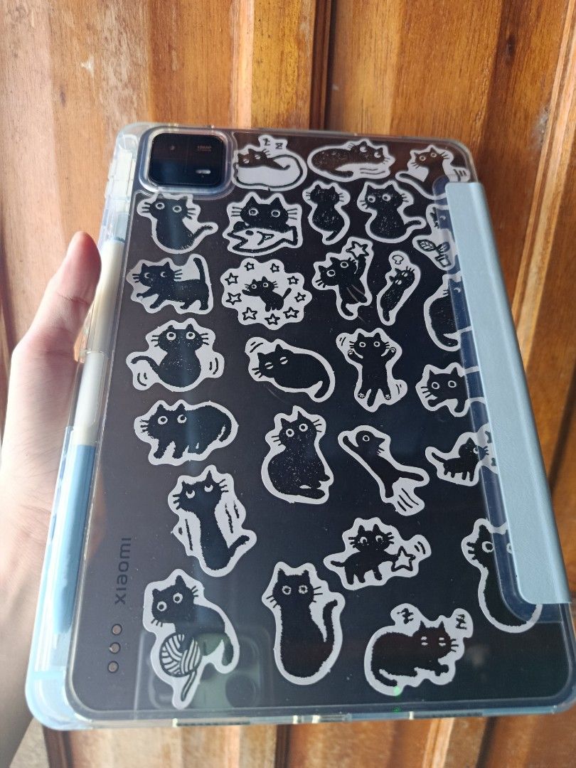 (FOR SWAP) XIAOMI PAD 6 (Category: Android) located in Manila. Submitted by safefox-8352 (Listing ID 1432241881, Image 2). Description: Xiaomi Pad 6 (8/256GB) ⦁ Wifi Variant Only ⦁ 8840mAh / 33W Charger ⦁ Snapdragon 870 ⦁ Smooth pang gaming FOR SWAP: Preferrably Ipad 10 can add Issue: may small bump sa magnet, but doesn’t affect magnetic charging performance para sa pen.