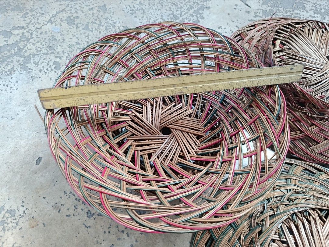 Fruit Basket Bundles for Table Church Offering (Category: Storage Boxes & Baskets) located in Quezon City. Submitted by truephoenix.16cee3 (Listing ID 1432197957, Image 3). Description: Condition, new, yet old stock. Get all the basket for one price. Location: Project 3 Quezon City Payment Gcash Delivery: pick up, Lalamove regular or courier j&t.