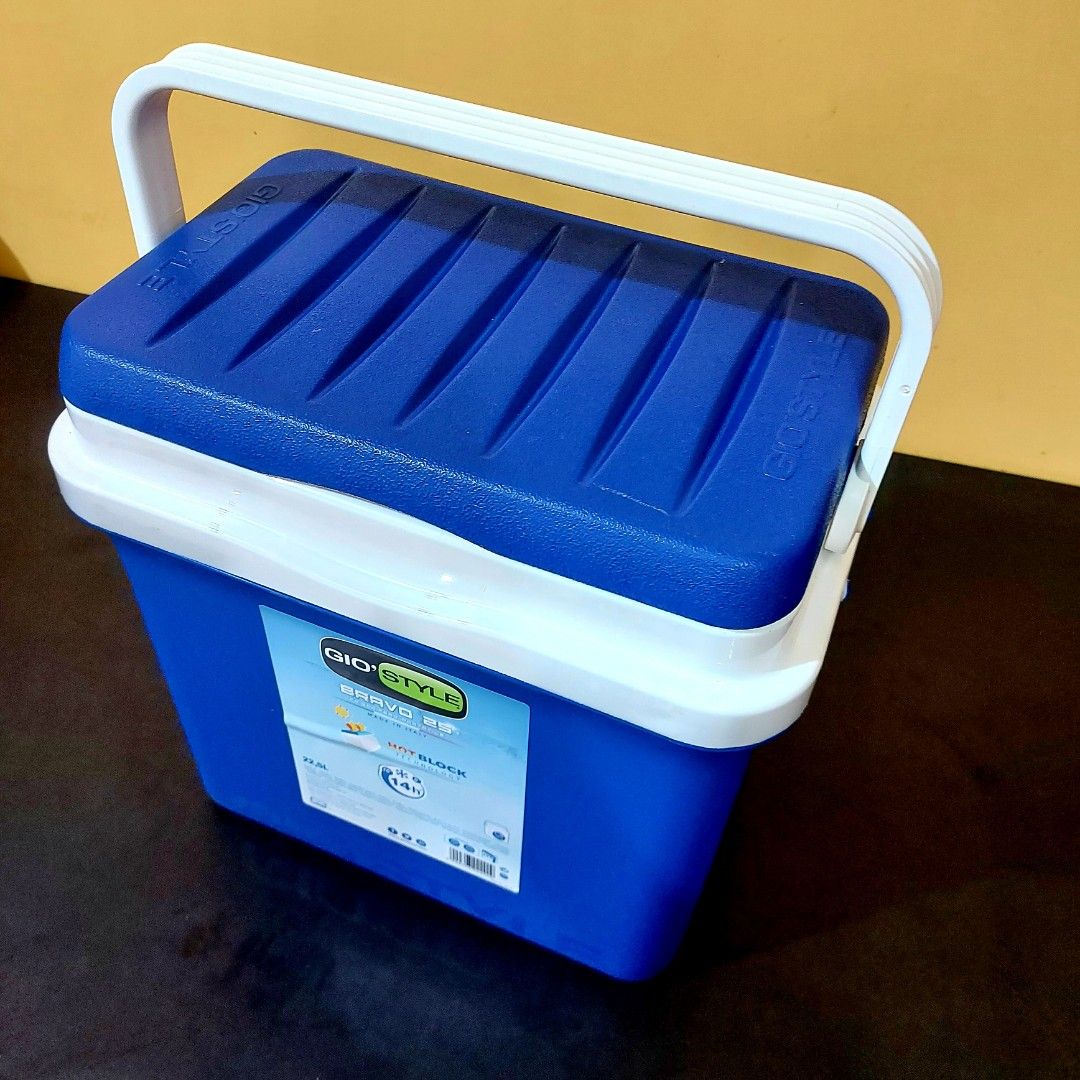 Gio'Style cooler box (Category: Food Organization & Storage) located in La Trinidad. Submitted by marksols (Listing ID 1432294371, Image 1). Description: ✅️Gio'Style 22,5Lcooler box Made in Italy ✅️Brand new ✅️from balikabayan box galing Italy ✅️No issue courier : J&T express.