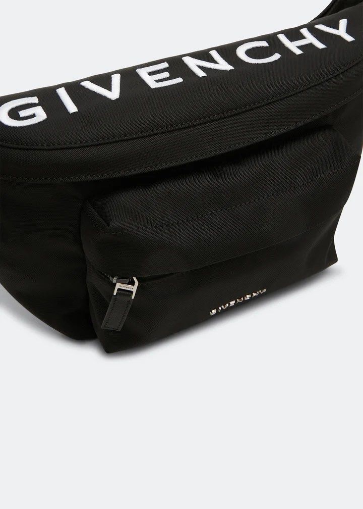 Givenchy U Mens Bumbag (Category: Luxury Bags & Wallets) located in Quezon City. Submitted by rcvsoriano (Listing ID 1432205824, Image 1). Description: .