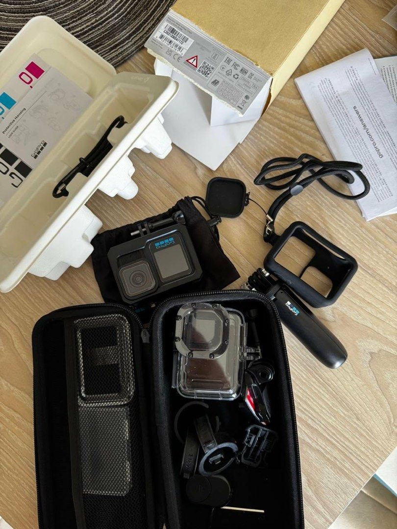 GoPro HERO11 Black (Category: Cameras) located in Taytay. Submitted by SV_Shop (Listing ID 1432318017, Image 3). Description: GoPro HERO11 Black Includes: - Tripod - Waterproof case - Mounting hardware - Original box and documentation included RFS: not used NO ISSUES!.