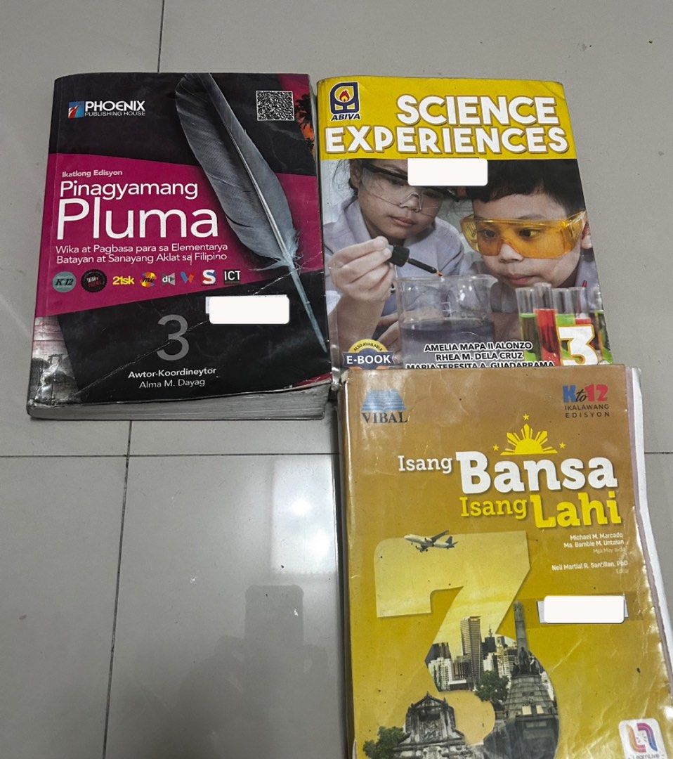 Grade 3 Elementary Text Books (Category: Textbooks) located in Pasig City. Submitted by royalregistry (Listing ID 1432304176, Image 1). Description: - GRADE 3 elementary textbooks - Includes: Pinagyamang Pluma 3, Science Experiences 3, Isang Bansa Isang Lahi - Published by Phoenix Publishing House and ABIVA - perfect for GRADE 3 elementary students 500php total for 3 books.