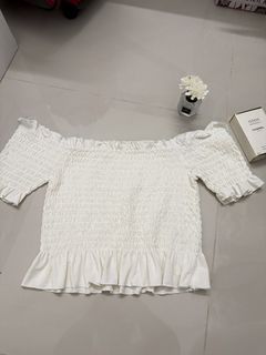 (Category: ) located in . Submitted by ying.preloved (Listing ID 1432244201, Image 1). Description: .
