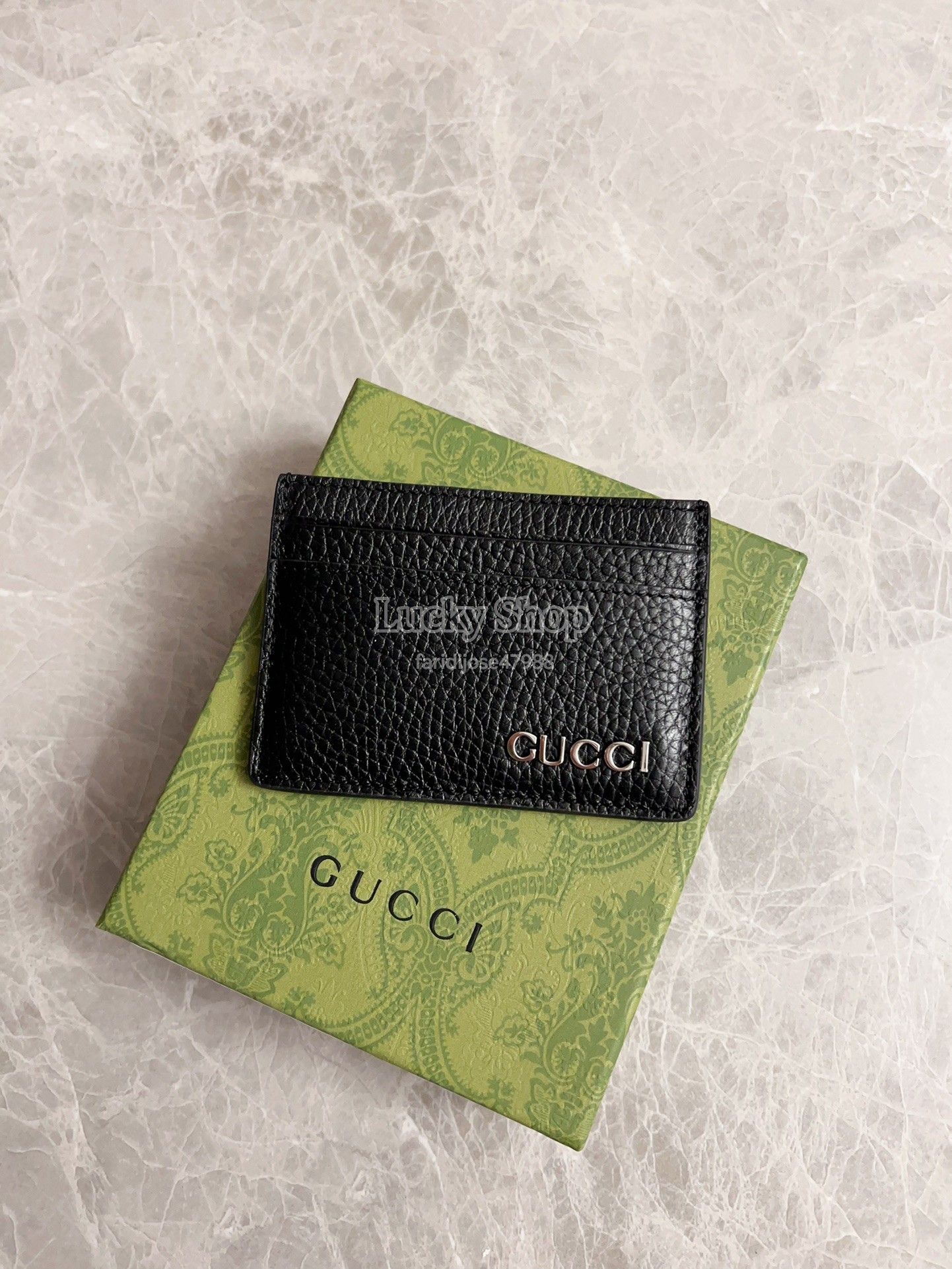 全新🌸 gucci 小卡包 黑皮 size：10x7.5cm, 女裝, 手袋及銀包, 長銀包 - Carousell
