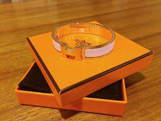 （分類：）位於 。 由 ahluxury 提交（商品編號 1432227150，圖片 1）。簡介： 。