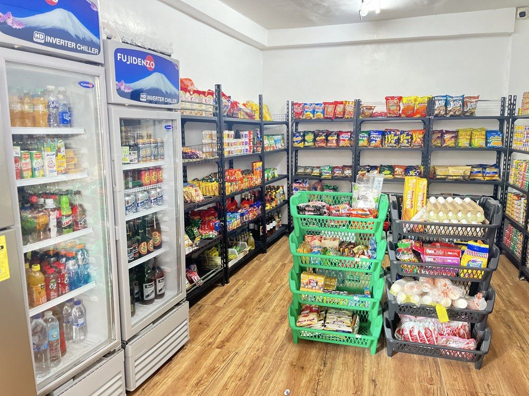 House and lot with business (Category: House & Lot) located in Manila. Submitted by im.fineee (Listing ID 1432241341, Image 3). Description: 3 business existing Computer shop Convenience store Cray fish farm ‎📢 FOR SALE: INCOME-GENERATING HOUSE & BUSINESS AT MAKILING MART ‎ ‎Looking for a home that pays for itself? This is a rare Commercial-Residential Hybrid located at the heart of the community in Makiling Hills, Calamba. Perfect for entrepren