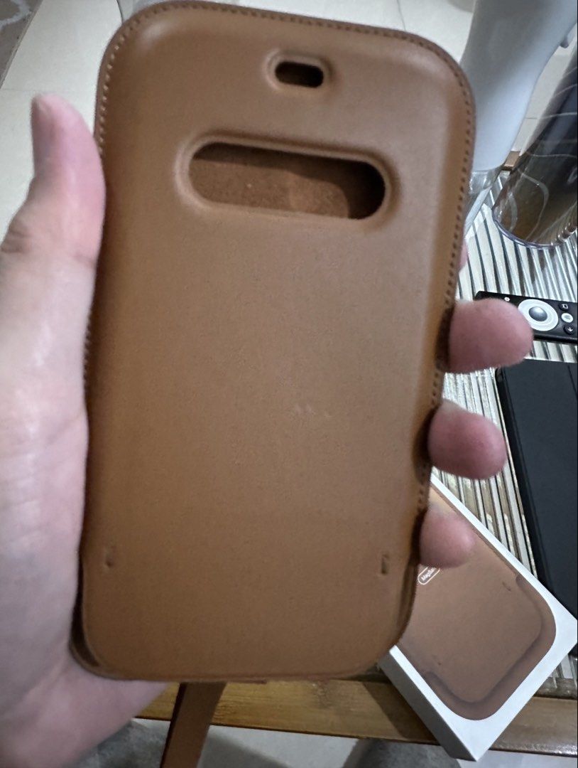 Iphone 12 mini leather sleeve case (Category: Cases & Sleeves) located in Manila. Submitted by vingoodies (Listing ID 1432251191, Image 2). Description: Pm for sure buyers Lp posted .