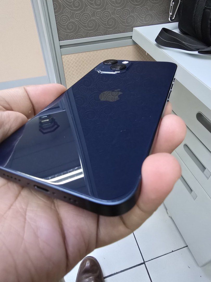 Iphone 13 128gb 94BH midnight blue (Category: iPhone 13 Series) located in Manila. Submitted by guyfromnowhere9 (Listing ID 1432274076, Image 1). Description: Selling my iphone 13 128gb midnight blue at 94% battery health. Still under warranty at globe until august 2026. Globe locked. Comes with box and charger. .