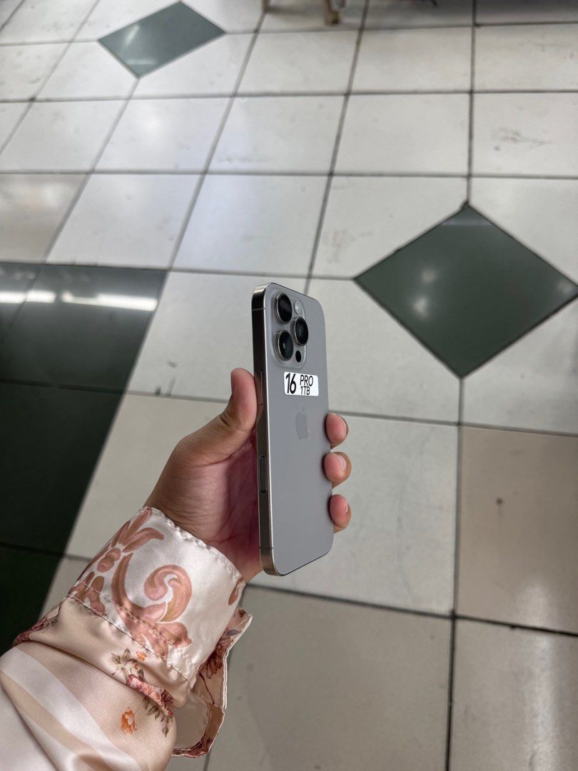 Iphone 16 Pro 1TB 85% batt FU No issue (Category: iPhone 16 Series) located in San Juan City. Submitted by javedsgadgetshop (Listing ID 1432328097, Image 2). Description: INSTALLMENT OPTIONS : SPAY LATER / GGIVES / CREDIT CARD! WE BUY AND SELL SO PWEDE MAGBINTA OR SWAP ! Quick Specs : 💵 Iphone 16 pro •1TB •NTC Variant •85% batt health •Factory Unlock •97% Smoothness •No hidden issue | No Repaired •100% Authentic | Not Refurbished •w/ OEM Charger