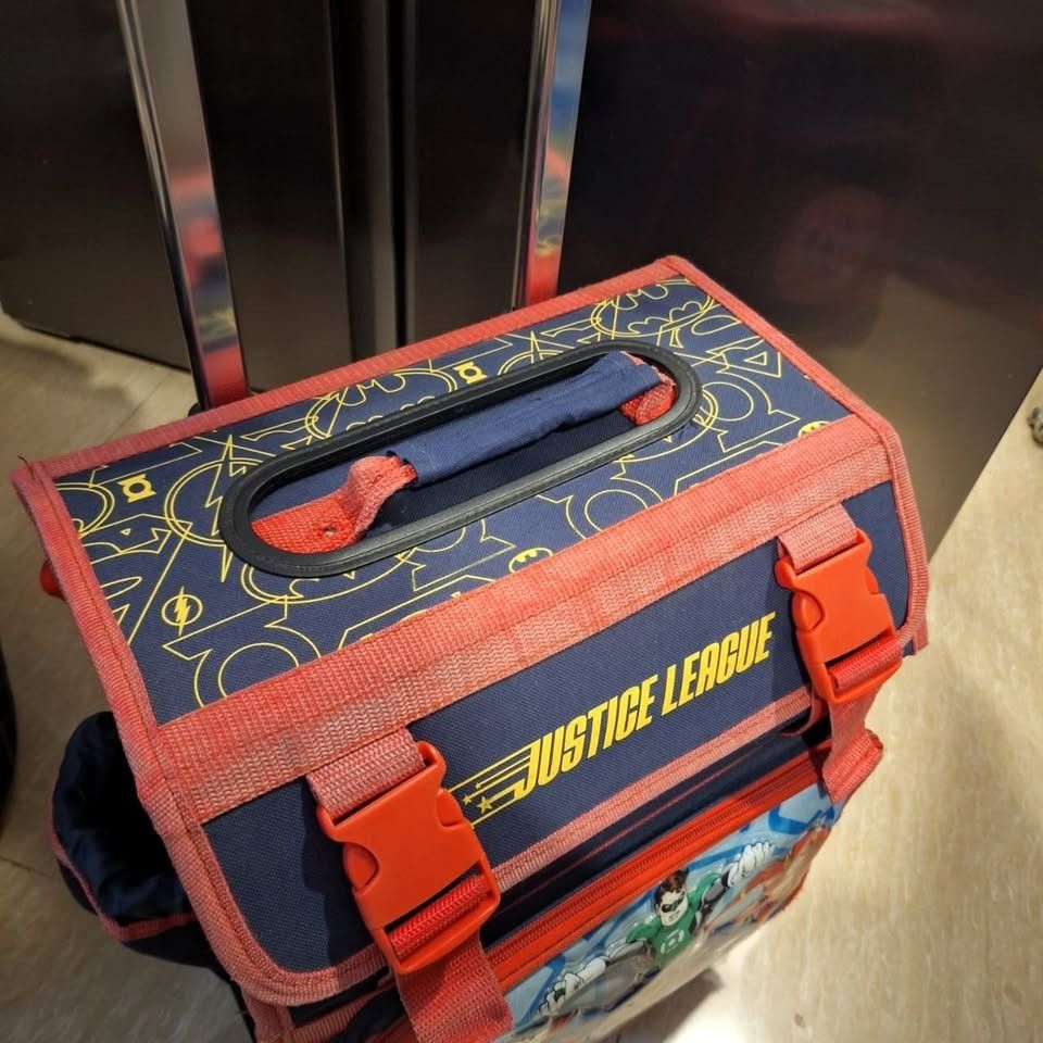 JL TROLLEY School Bag (Category: Backpacks) located in General Trias. Submitted by aeunice (Listing ID 1432355398, Image 2). Description: Brand: Justice League In Good Condition. Trolley Bag is luggage/ Rolling school backpack, made of an easy to clean and very durable polyester fabric Material. Large capacity: The school bag is large enough for school or weekend trip, even idea for long plane trip or international travel. Ideal for use in School