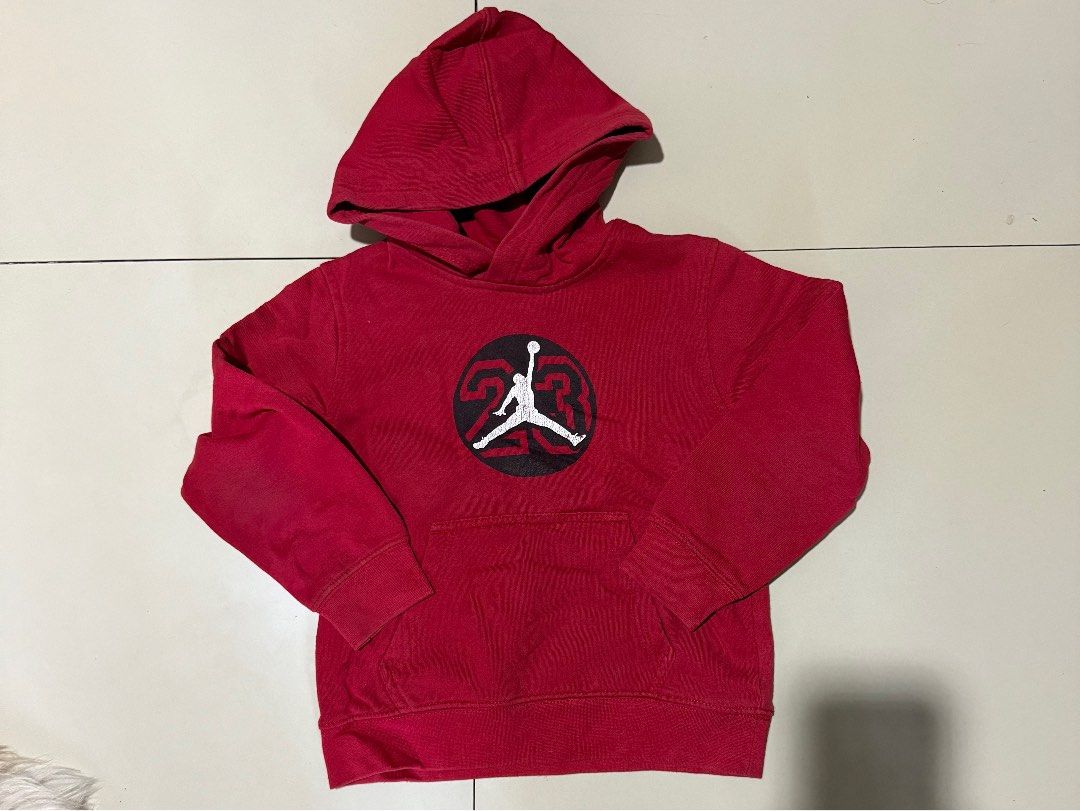 Jordan Kids Hoodie (Category: Babies & Kids Fashion) located in Caloocan City. Submitted by mochibolala13 (Listing ID 1432216793, Image 1). Description: Red Jordan hoodie for kids. Features a front pocket and a hood. The Jordan logo is printed on the front. The size is M, suitable for 5-6 years old. Made in Vietnam..