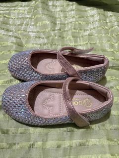 (Category: ) located in . Submitted by eladprelovedfinds (Listing ID 1432376281, Image 1). Description: .