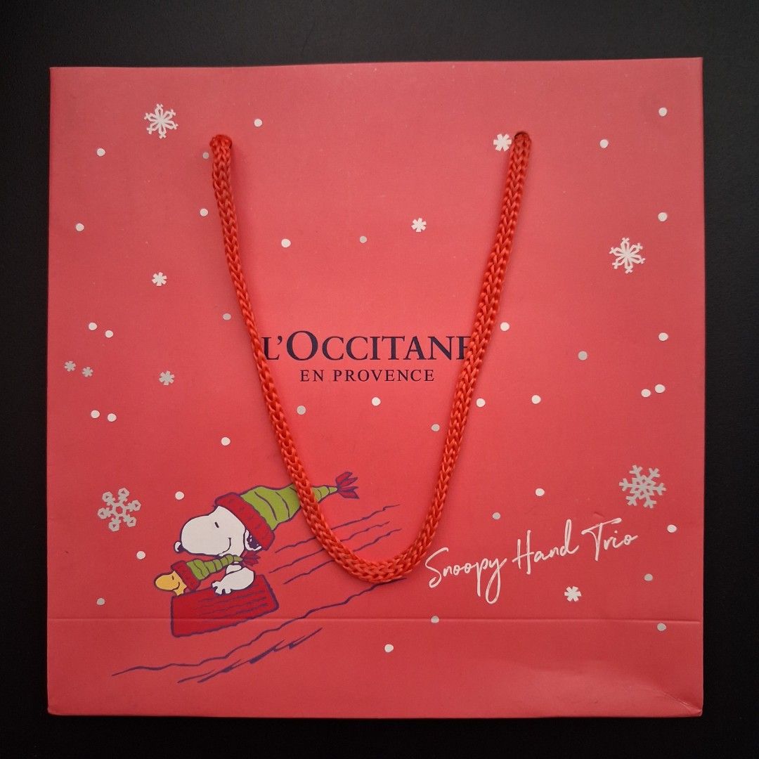 L'Occitane Snoopy Paper Hard Paper Gift Bag (Category: Tote Bags) located in Manila. Submitted by deeonne (Listing ID 1432284651, Image 1). Description: .