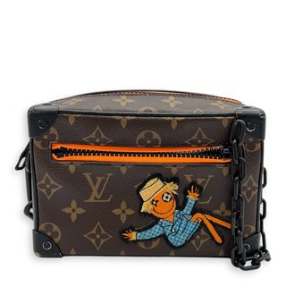 (Category: ) located in . Submitted by carousellluxury (Listing ID 1389360808, Image 1). Description: .