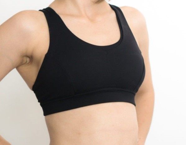 Lululemon Black Sports Bra Dot 4 (Category: Activewear) located in Taguig. Submitted by pinkeuphoria (Listing ID 1432289225, Image 2). Description: - Lululemon run stuff your bra - Dot 4 (fits XS-S) - Perfect for running - Scoop neckline - Functional - Has 3 small front pocketc - Lululemon logo visible - X-strap back.