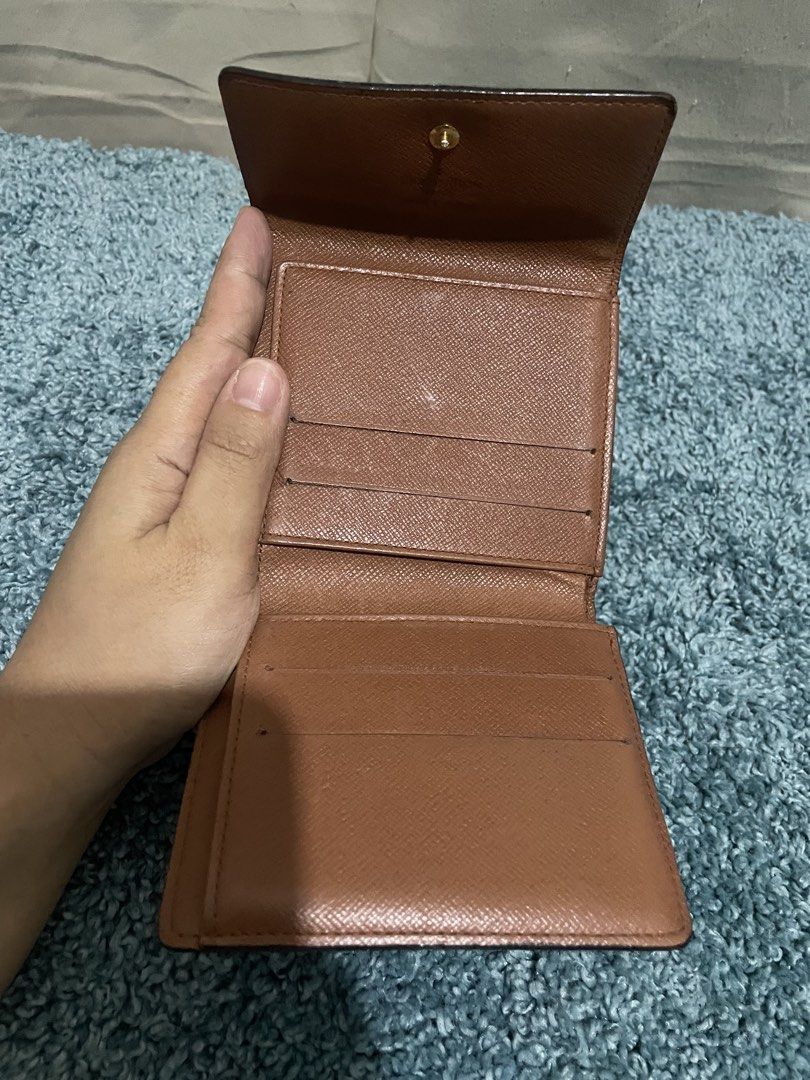 LV small wallet (Category: Luxury Bags & Wallets) located in Quezon City. Submitted by itsmekriszzy (Listing ID 1432302590, Image 2). Description: LV monogram wallet original.