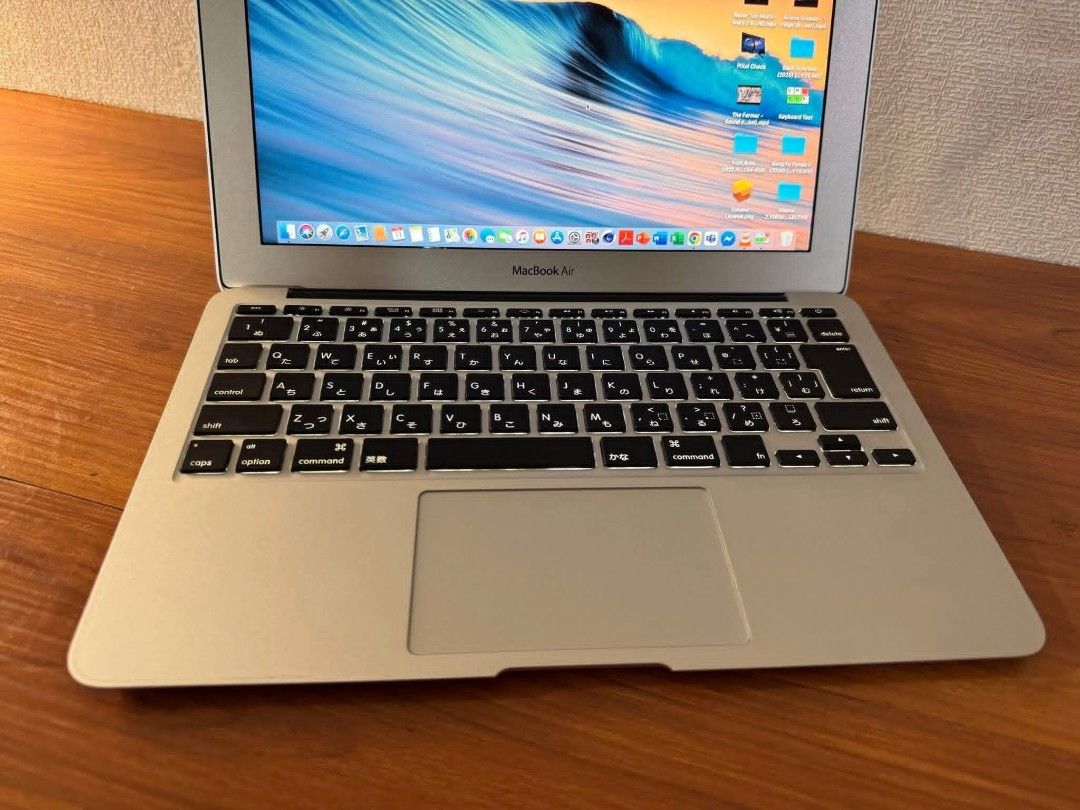 🎯MACBOOK AIR A1370 (2011)🎯 (Category: Laptops & Notebooks) located in Manila. Submitted by lonelyme_1986 (Listing ID 1432389967, Image 3). Description: 📍SUPER SLIM /BACKLIT KEYBOARD /with ORIGINAL CHARGER MACBOOK FOR SALE 📍 (1PCS AVAILABLE ) PRICE: 8,999 FIX 👉4GB /120GB 🎯MACBOOK AIR A1370 (2011)🎯 CORE I5- 2467U CPU @1.80GHZ (2ND GENERATION) 120GB APPLE SSD 4GB MEMORY 384MB INTEL HD GRAPHICS 3000 BUILT-IN CAMERA WIFI READY BLUETOOTH CARD RE
