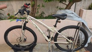 （分類：）位於 。 由 jethroip 提交（商品編號 1432241971，圖片 1）。簡介： 。