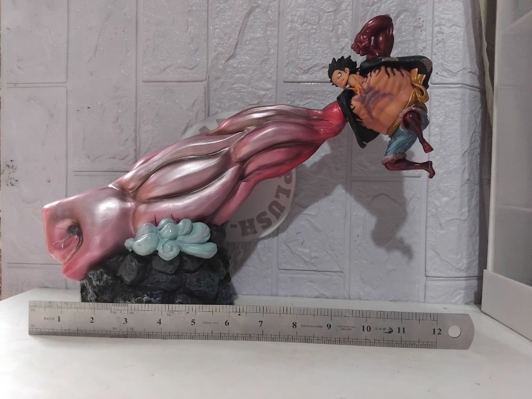 One Piece Luffy and Zoro Figures (Category: Figurines & Statues) located in Bulacan. Submitted by rowmon24 (Listing ID 1432280275, Image 2). Description: - One Piece Luffy and Zoro figures - Luffy: Dynamic pose, red outfit, detailed base, clear plastic packaging - Zoro: Fighting stance with swords - Both figures include original boxes -One Piece Figures SetOne Piece Statue HQKO , 3 BiG Figure.