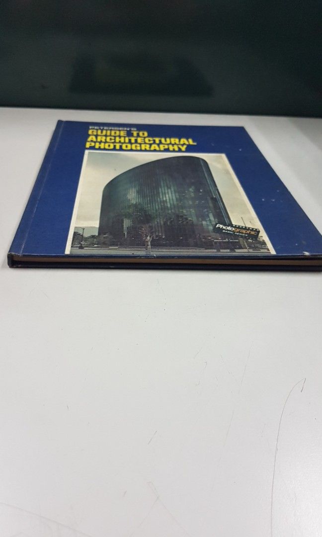 Petersen's Guide to Architectural Photography Book (Category: Magazines) located in Quezon City. Submitted by whizdepot (Listing ID 1318860098, Image 3). Description: Petersen's Guide to Architectural Photography Book.