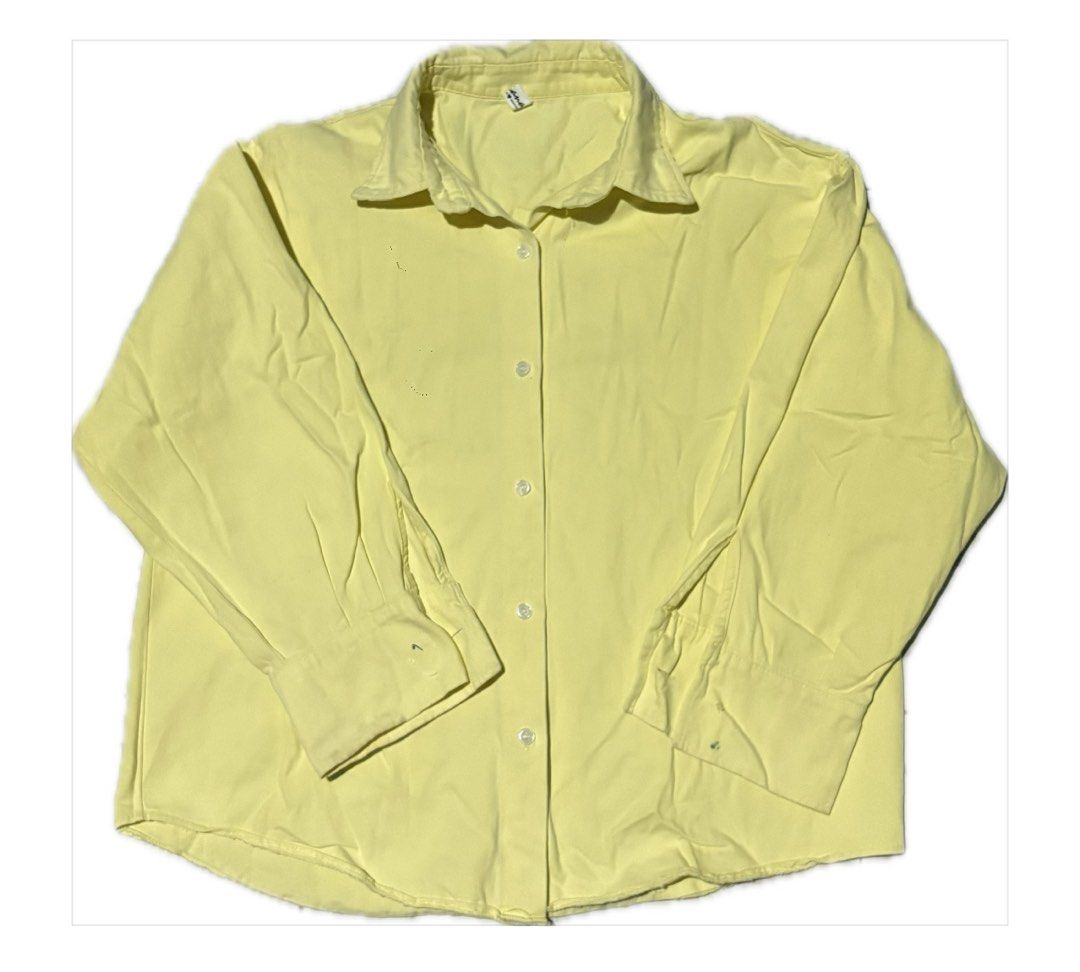 polo long sleeve boxy-type (Category: Others Tops) located in Pasig City. Submitted by rmets (Listing ID 1432303062, Image 1). Description: rfs: decluttering makapal yung tela but missing cuff buttons.