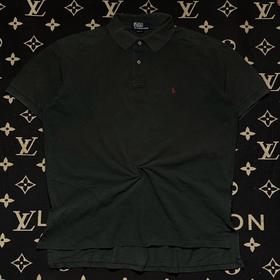 POLO Ralph Lauren Poloshirt (Category: Tshirts & Polo Shirts ) located in Dasmarinas. Submitted by eldosthrift (Listing ID 1432347010, Image 1). Description: Ralph Lauren Dark Green Polo Shirt ‼️ Large (24 x 28) Used condition ✨ — still clean and presentable — classic dark green colorway — signature Ralph Lauren polo vibe 🐎 — comfy regular fit #ralphlauren #darkgreen #poloshirt #vintageph #thriftph #ukayph #thriftedph #streetwearph #prelovedph #