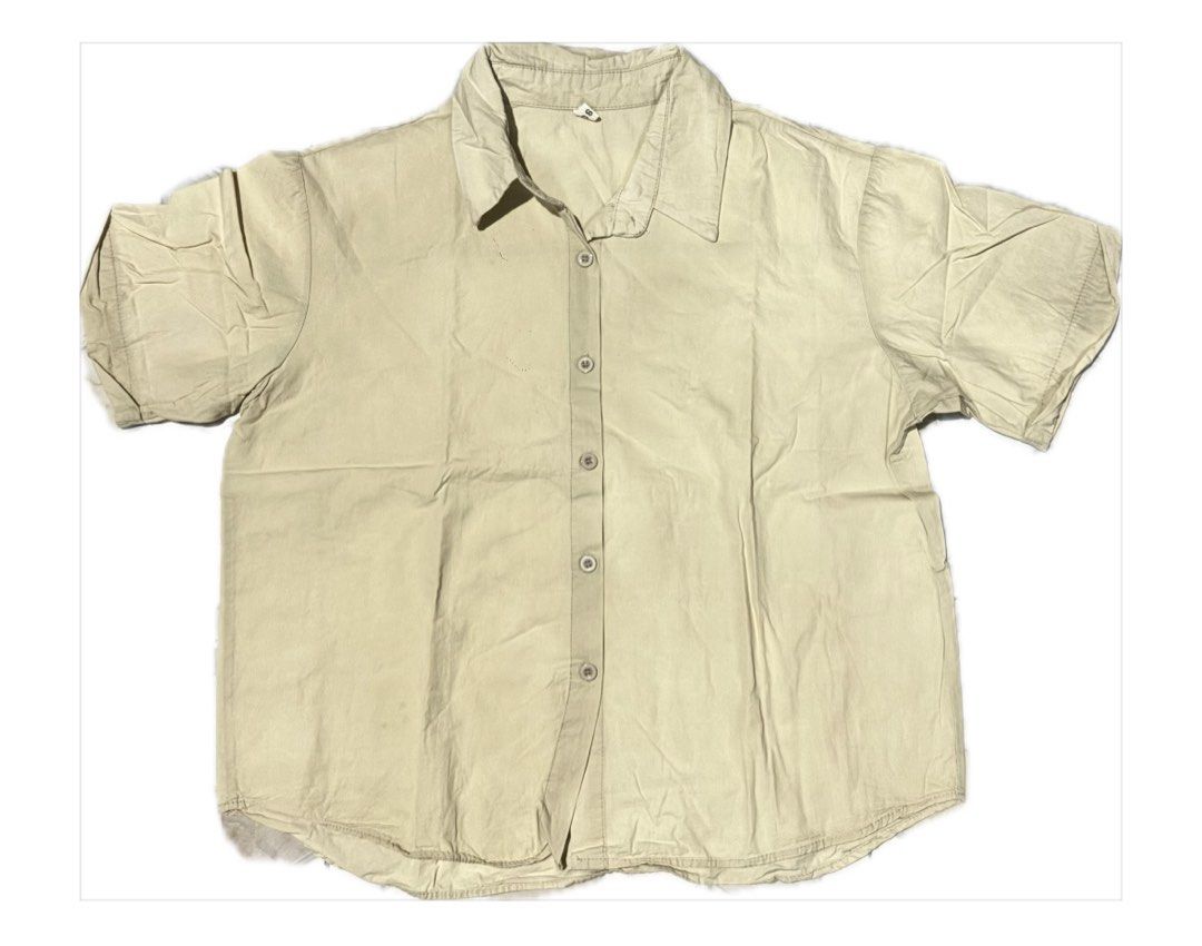 polo short sleeve (Category: Others Tops) located in Pasig City. Submitted by rmets (Listing ID 1432295981, Image 2). Description: rfs: decluttering i think this is a boxy-type polo, worn only once during our zambales trip.