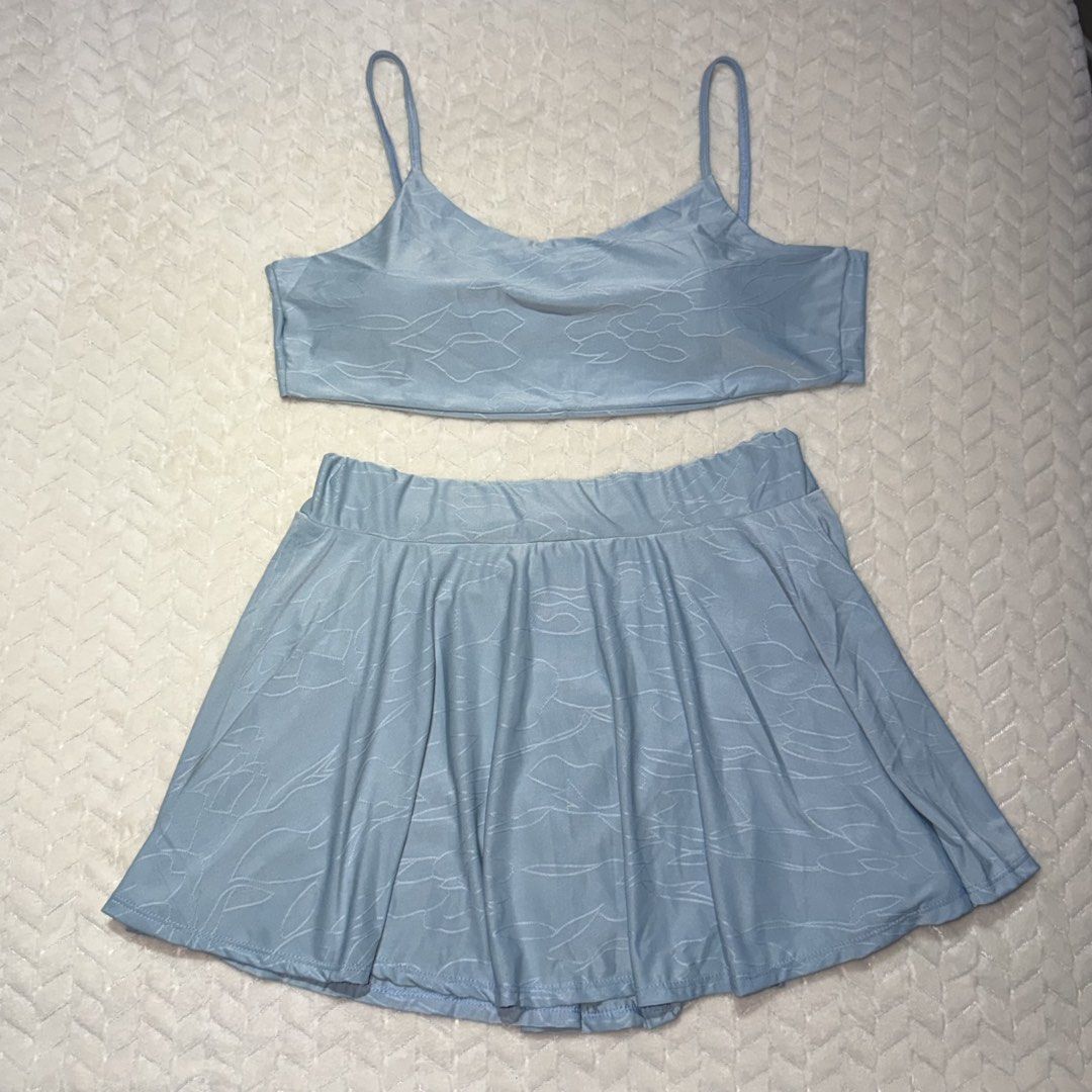 PRELOVED Two Piece Bikini Set Swimsuit (MEDIUM to LARGE) (Category: Bikinis & Swimsuits) located in Valenzuela. Submitted by declutterwithmrll (Listing ID 1432334252, Image 1). Description: - Preloved two-piece bikini swimsuits. - Best for Medium to Large sizes. - Various colors and styles: green textured, yellow textured, black, floral print, rust, blue floral, and blue striped. - DM me for more pictures of the swimsuit! For reference, I am mid-