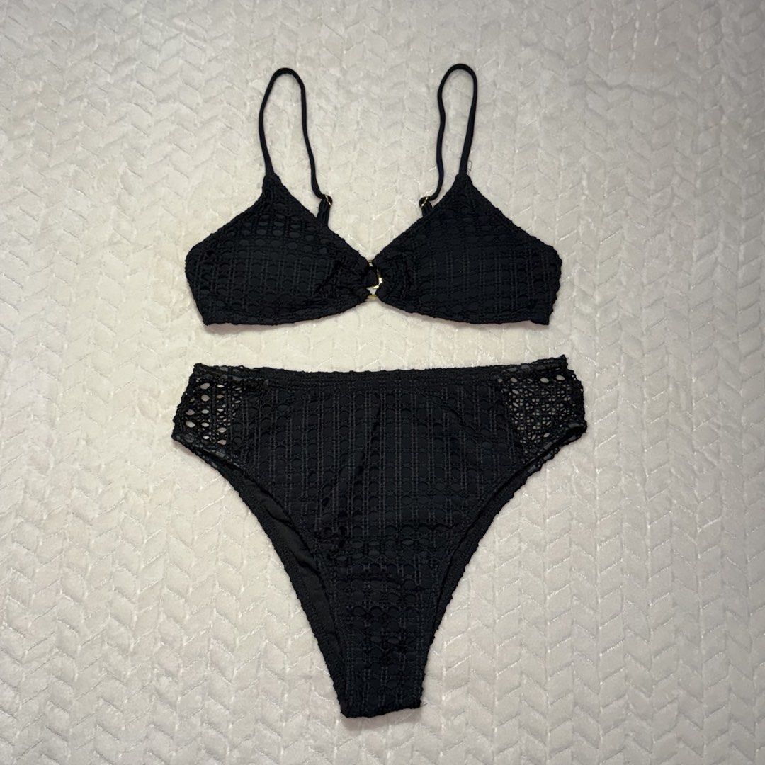 PRELOVED Two Piece Bikini Swimsuit Set (MEDIUM TO LARGE) (Category: Bikinis & Swimsuits) located in Valenzuela. Submitted by declutterwithmrll (Listing ID 1432332954, Image 3). Description: FREE 1 COVER UP IF YOU BUY 3 or more!! - Preloved two-piece bikini swimsuits. - Best for Medium to Large sizes. - Various colors and styles: green textured, yellow textured, black, floral print, rust, blue floral, and blue striped. - DM me for more pictures of