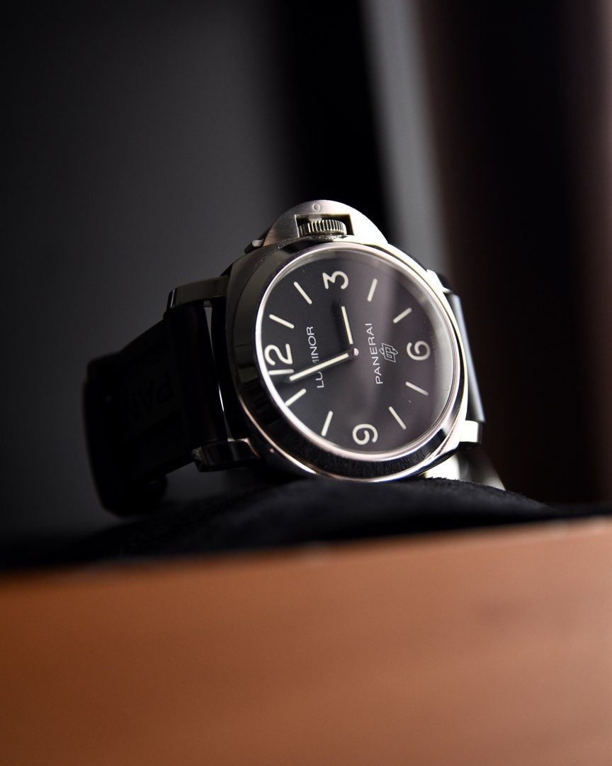 Pre-owned 2020 Luminor Base Logo (Category: Luxury Watches) located in Quezon City. Submitted by watchcollective.ph (Listing ID 1432286401, Image 2). Description: 2020 Luminor Base Logo ₱298,800 (original price) Reference: PAM00773 Year: 2020 Case Size: 44mm Movement: Manual wind Pre-owned. Very good condition. Complete set. Under warranty..