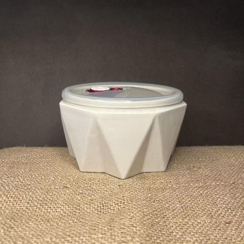 Range Pack Ceramic Food Container (Category: Food Organization & Storage) located in Bulacan. Submitted by ceramicscubby (Listing ID 1432336838, Image 1). Description: Size: 5 D x 3.25 H in. ❗️CLOSING DOWN SALE, ALL PRICES ARE MARKED DOWN. WE WILL NOT BE ACCEPTING OFFERS LOWER THAN OUR ASKING PRICE. ❗️ - White food container - Unique geometric design - Clear lid with secure locking mechanism - Eight-pointed star base - Good size for food storage 