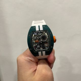 (Category: ) located in . Submitted by TheWatchParadise (Listing ID 1432240772, Image 1). Description: .
