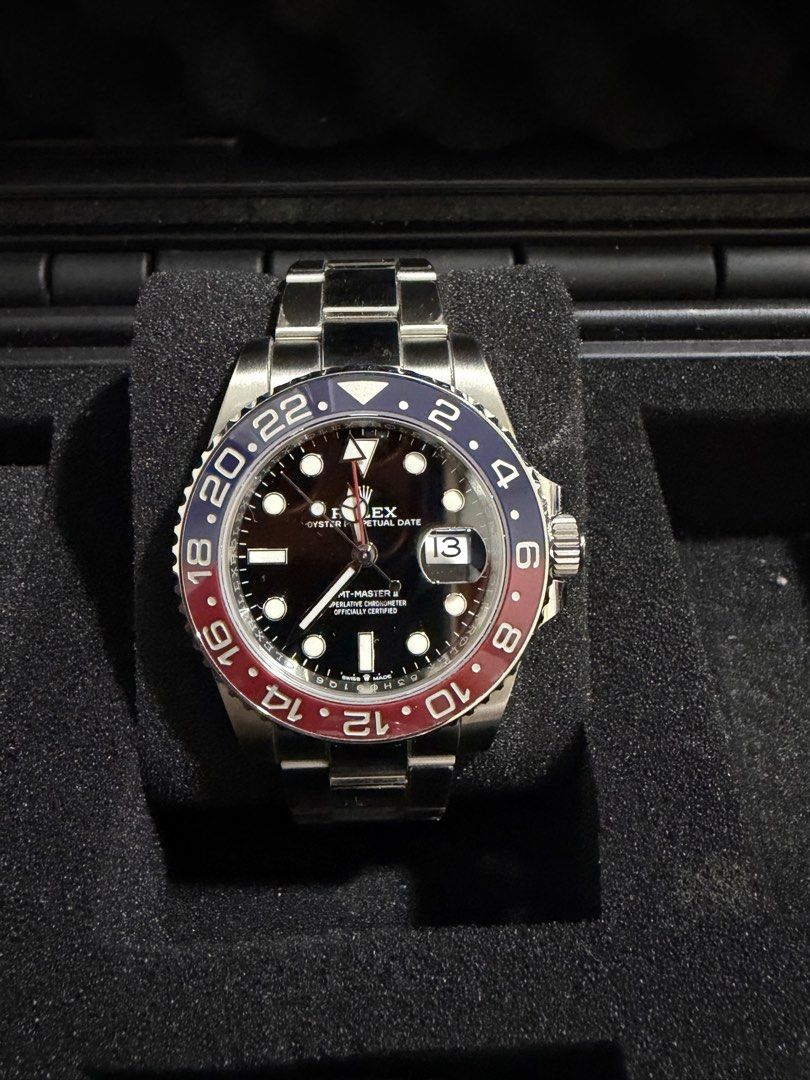 ROLEX PEPSI OYSTER (Category: Luxury Watches) located in Quezon City. Submitted by jvwatchesmanila1998 (Listing ID 1432333801, Image 1). Description: Rolex Pepsi Oyster Bracelet Ref. 126710BLRO Year January 2021 Unpolished Card, Box, Manuals, Green Hangtag Complete Links Php 1,358,000 Cash 📍Don Antonio, Quezon City .