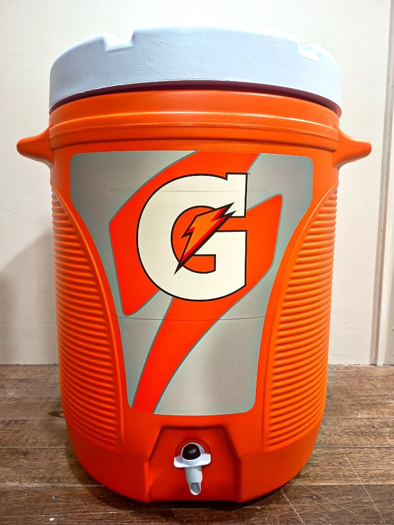 Rubbermaid GATORADE Water Jug (Category: Other Sports Equipment and Supplies) located in Manila. Submitted by sell_08 (Listing ID 1432367736, Image 2). Description: For sale limited edition GATORADE Water Jug Made by Rubbermaid, imported from USA 10 gals/37.9 liters capacity Brand new 3,200php only.