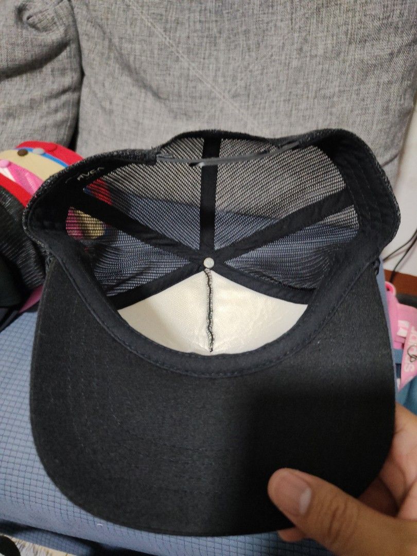 RVCA Black Cap (Category: Caps & Hats) located in Antipolo. Submitted by lian_and_liam (Listing ID 1432214846, Image 3). Description: - Black RVCA cap - RVCA logo on front - Mesh back for breathability - Adjustable strap - Structured design - Cut tag manage your expectations this is a pre love item .