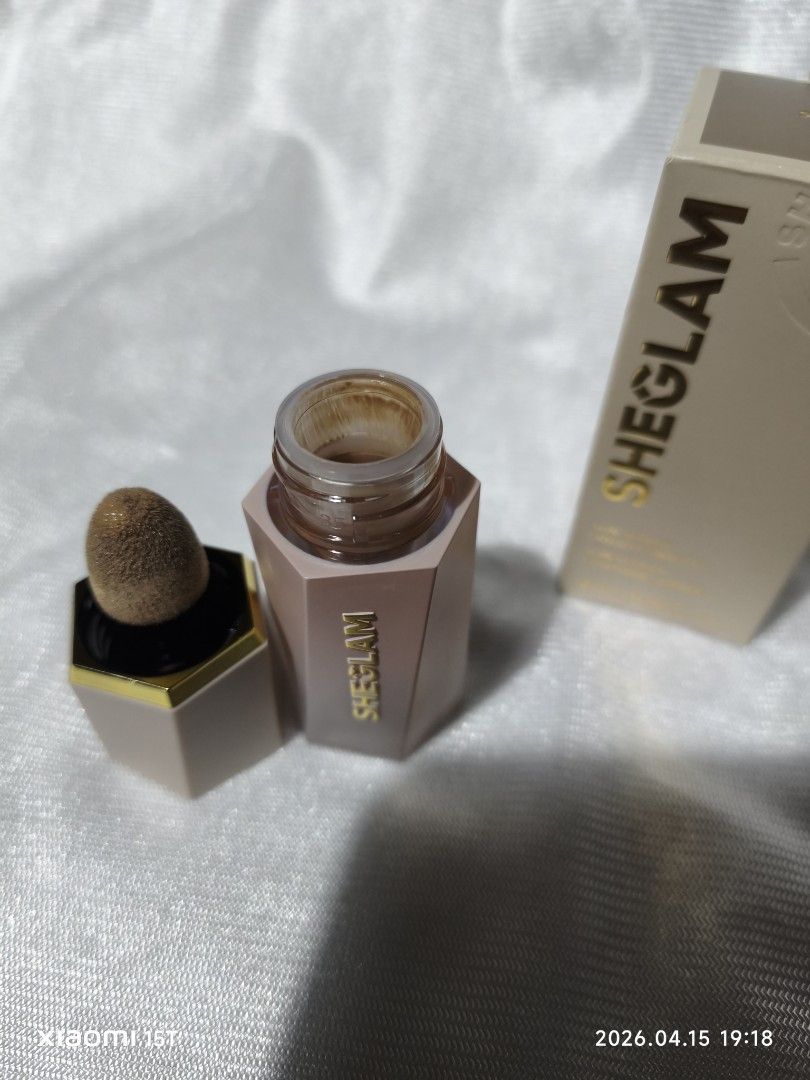 SHEGLAM Matte Contour - Stone (Category: Makeup) located in Quezon City. Submitted by Declutteru_QC (Listing ID 1432332215, Image 2). Description: - SHEGLAM Matte Contour in Stone shade - Brand new, in original packaging - Designed to define and sculpt - Includes applicator .