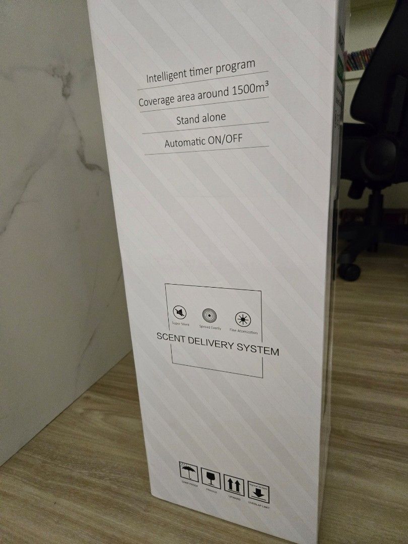 Smart Scent Diffuser (Category: Home Fragrance) located in Singapore. Submitted by mushroomwithcolours (Listing ID 1432312216, Image 3). Description: - Brand new smart scent diffuser - Intelligent timer program - Automatic on/off function - Coverage: ~1500m³ - DC12V, 14W, <50dba Suitable for office, shophouse, warehouse, commercial, home usage. Self collect at 757087..