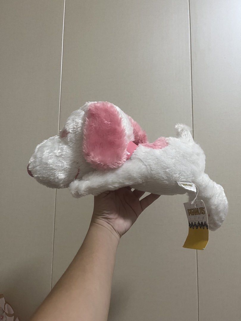 Snoopy with pptg (Category: Plushies & Soft Toys) located in Las Pinas. Submitted by stuffhaven (Listing ID 1432371308, Image 1). Description: Location : Las Piñas Pick up or lalamove Jnt (Wednesday and Saturday only) Cute Snoopy Pink ears with pptg. Perfect cute gift..