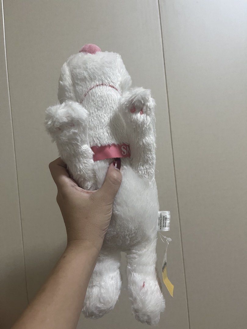 Snoopy with pptg (Category: Plushies & Soft Toys) located in Las Pinas. Submitted by stuffhaven (Listing ID 1432371308, Image 3). Description: Location : Las Piñas Pick up or lalamove Jnt (Wednesday and Saturday only) Cute Snoopy Pink ears with pptg. Perfect cute gift..
