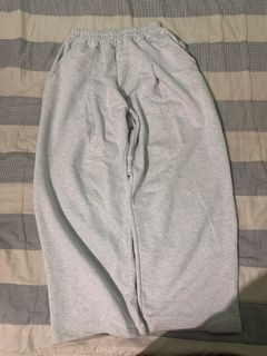 (Category: ) located in . Submitted by ghostclothes666 (Listing ID 1432381577, Image 1). Description: .