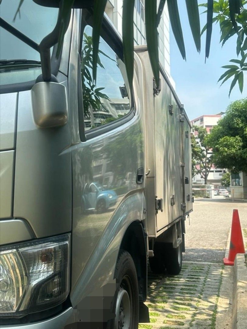 Toyota Dyna 150 (Category: Used Commercial Vehicles for Sale) located in Singapore. Submitted by happygolucky1898 (Listing ID 1432227113, Image 3). Description: .