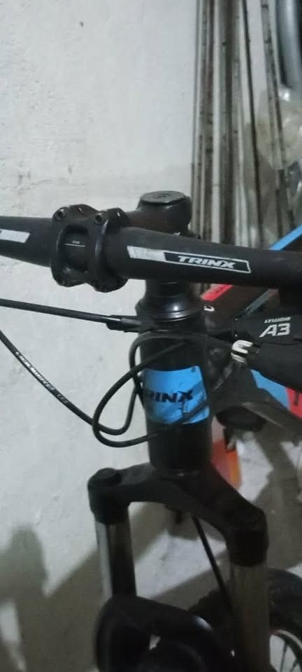 TRINX M100 26ers (Category: Bicycles) located in Caloocan City. Submitted by zealmoon_608ae3 (Listing ID 1432381431, Image 3). Description: Alloy frame Shimano Chain with Free Accessories lock with key (shown on picture) Hindi masyado nagamit Makapal pa ang gulong Negotiable pa Lady user.