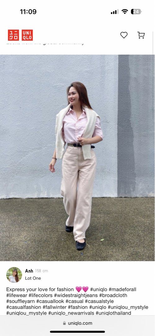 Uniqlo Wide Straight Jeans (Category: Jeans) located in Mandaluyong City. Submitted by heyitstey (Listing ID 1432327292, Image 2). Description: Brand new with tags Uniqlo Wide Straight Jeans in color pink (Light pink in actual) size on tag: 26 actual waist size: 30in Length: 39in onhand ready to ship loc mandaluyong ship via lalamove/lbc/jnt.