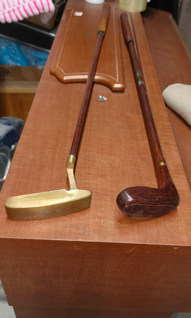 Vintage golf putter (Category: Golf) located in San Pedro. Submitted by tristanjapansurplus (Listing ID 1432327765, Image 2). Description: for sale vintage golf putter very good condition wood & copper san Pedro location.