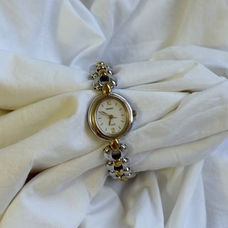 (Category: ) located in . Submitted by bonsvintage (Listing ID 1432234984, Image 1). Description: .