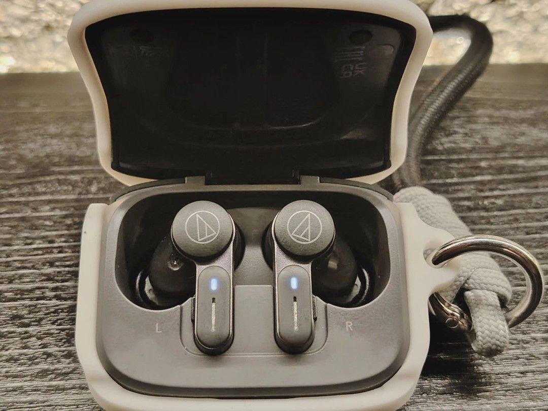 Wireless Earbuds429467620229795842