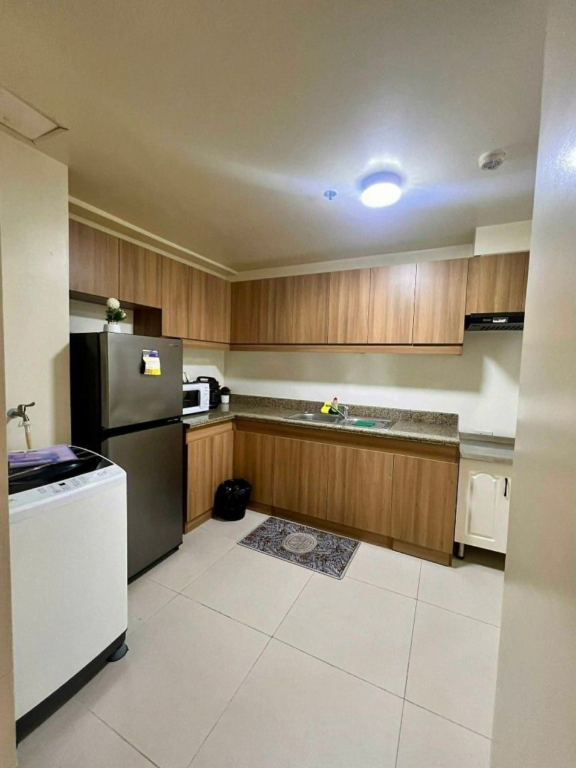 2 Bedroom unit Fairlane Residences (Category: Apartments & Condos) located in Pasig City. Submitted by BrokerDorenFerran (Listing ID 1432412214, Image 2). Description: Condo for Rent DMCI Homes Fairlane Residences Kapitolyo, Pasig City 2-Bedroom Unit size: 53.50sqm Unit Price: 33,000 33rd floor With Balcony: Yes Layout: 2BR View: Ortigas ✅Features -FREE usage of Swimming Pool -GYM is available ✅Requirements -2 months security deposit -2 months ad